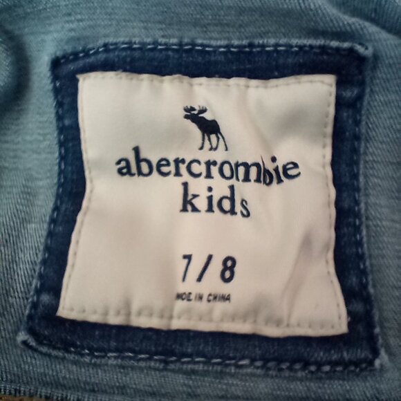 Abercrombie Kids Jean Jacket Girls Size Small S 7 / 8 Distressed Hooded - Picture 11 of 11